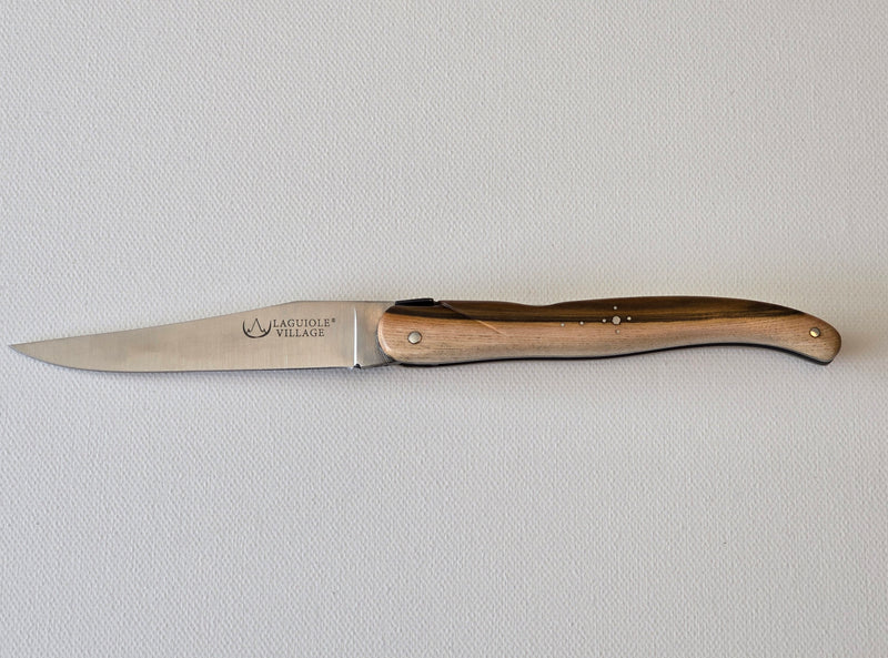 🐝 LAGUIOLE VILLAGE – RESSORTS À POMPE – Modell DOUBLE EFFET Klappmesser 12 cm mit patentierter Double-Action & Holzgriff Pistazie