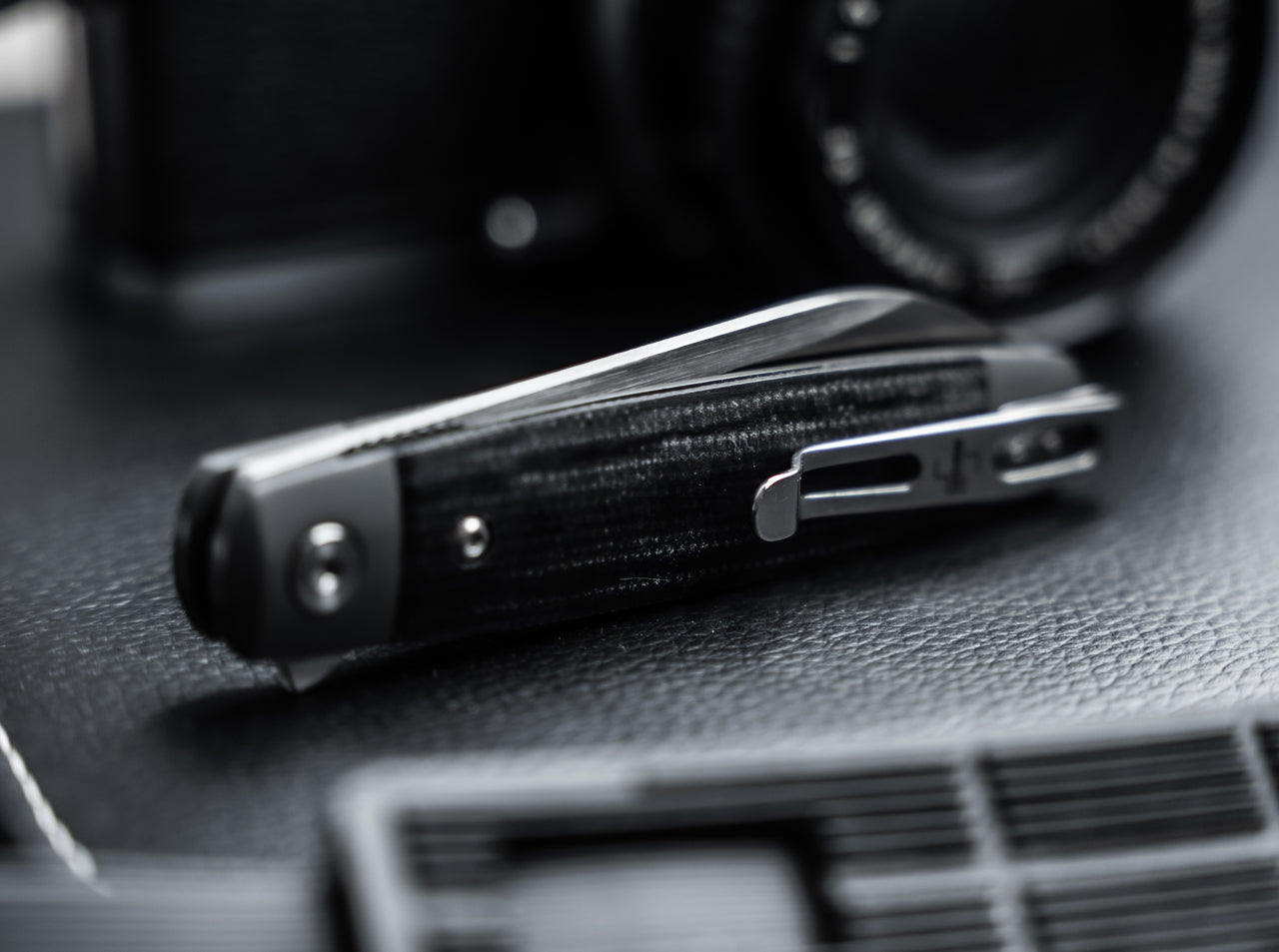 Modern Club Knife