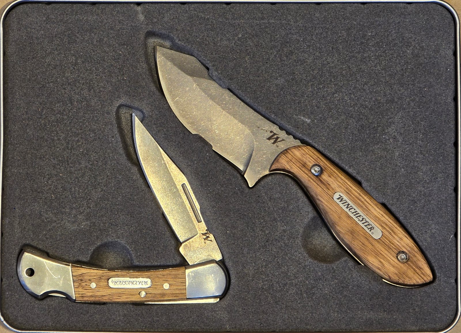 Winchester „Old School“ Combo: Das Barrens & Lasso Set – Wo Legende auf Wildnis trifft