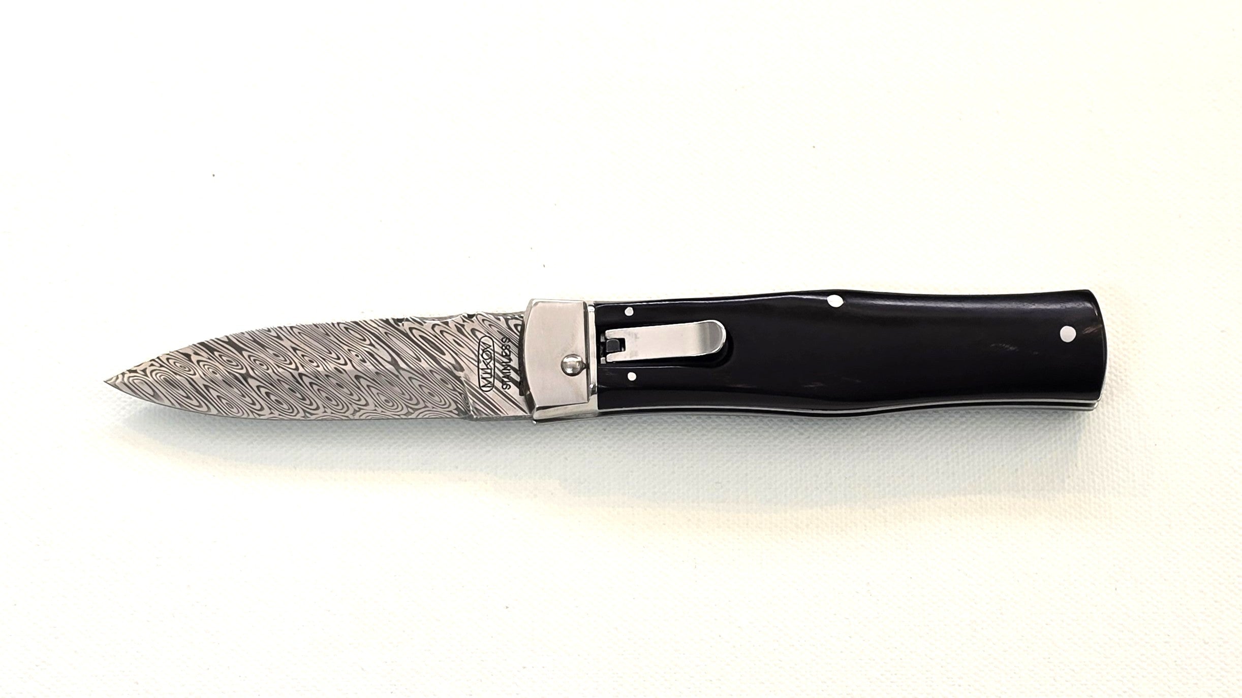 Mikov Predator  - Damast Büffelhorn