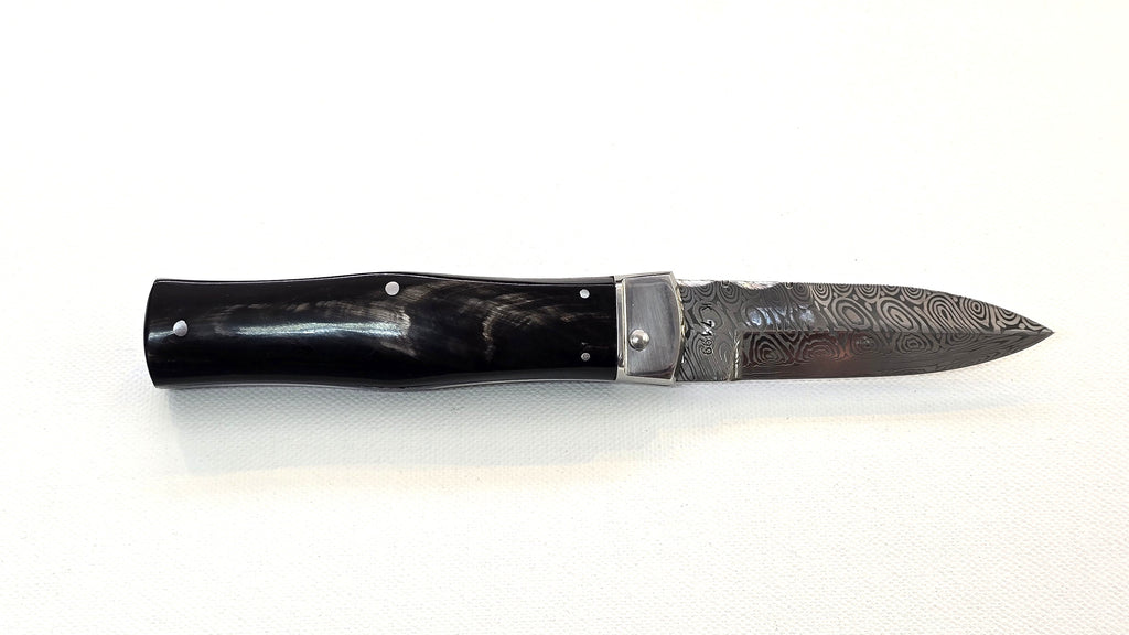 Mikov Predator  - Damast Büffelhorn