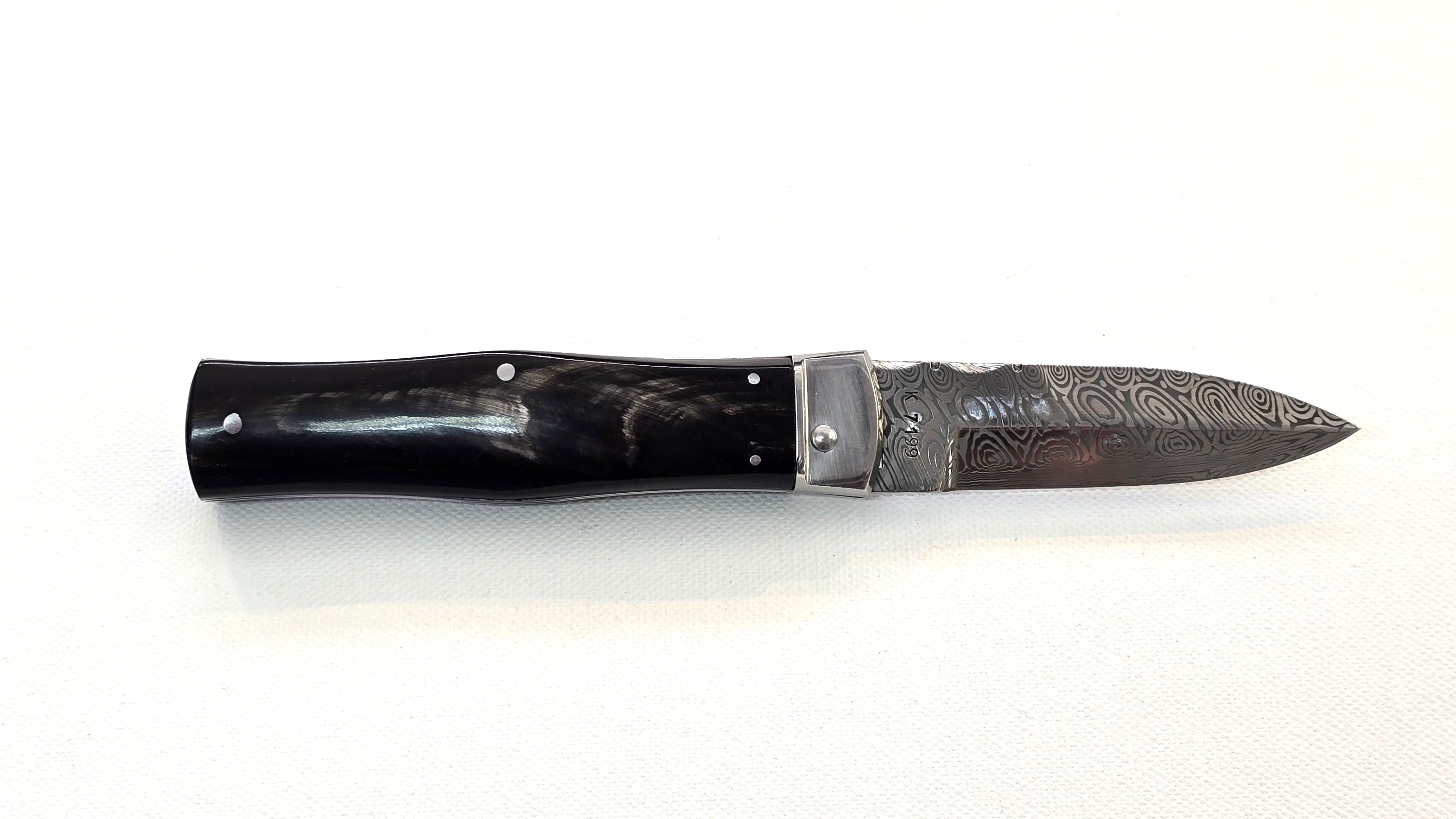 Mikov Predator  - Damast Büffelhorn