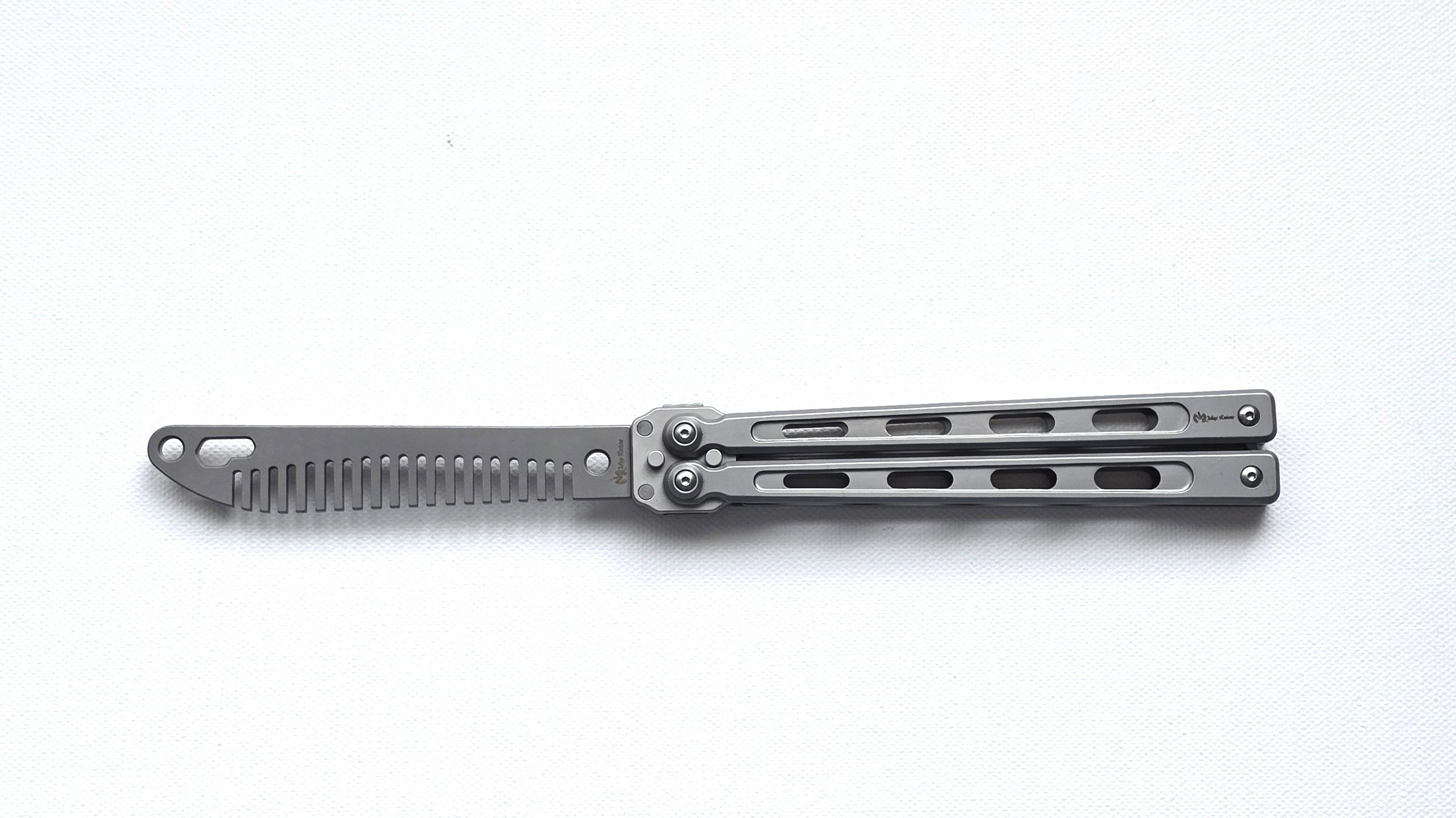 Das MK136 Edelstahl-Multitool: Ein meisterhaftes Schmetterlingsmesser für maximale Vielseitigkeit