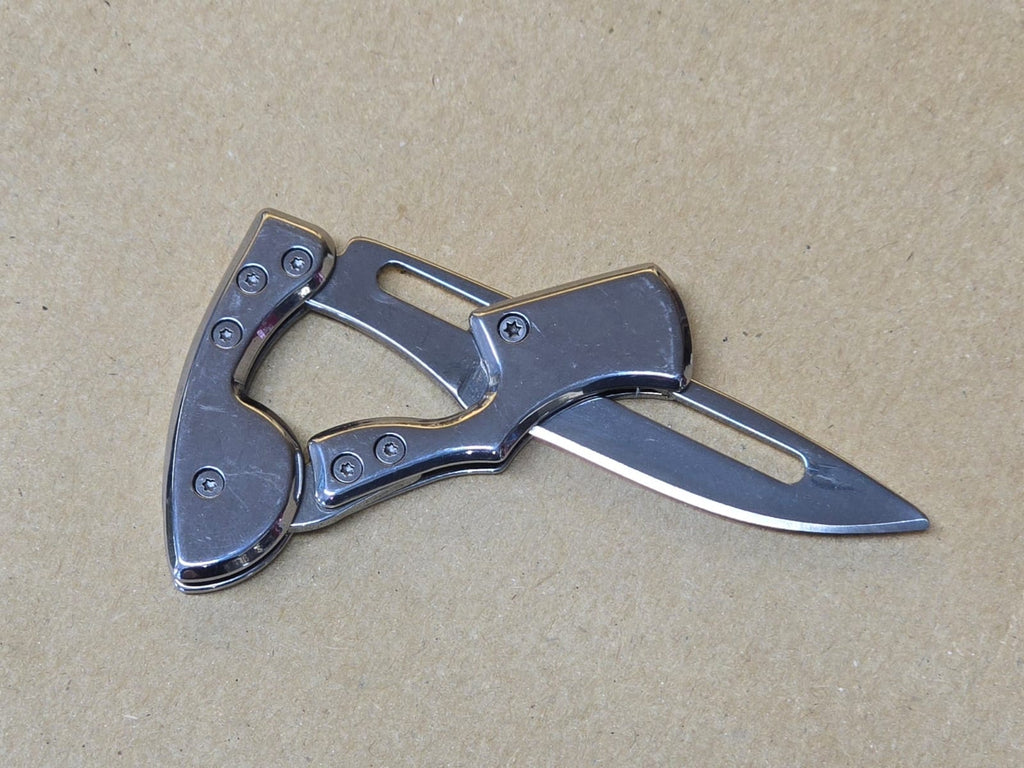 Dein edler Alltagsbegleiter: Das 5.3" Taschenmesser aus rostfreiem Werkzeugstahl – Kompakt, Scharf, Zeitlos
