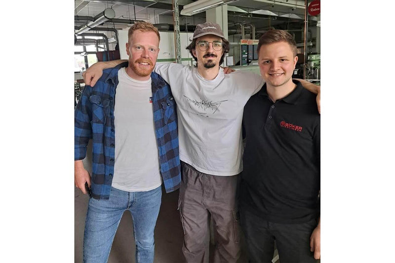 Böker Vigtig vs. Wild