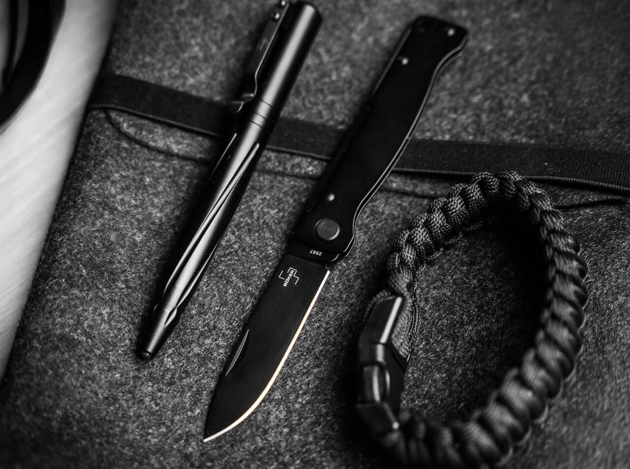 Atlas All Black