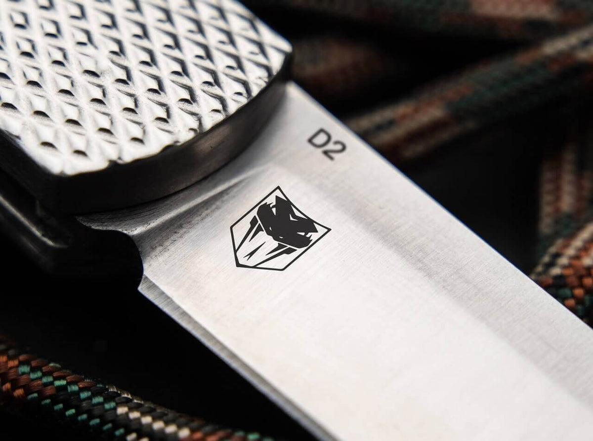 Hidden Release Trapper Appaloosa Bone