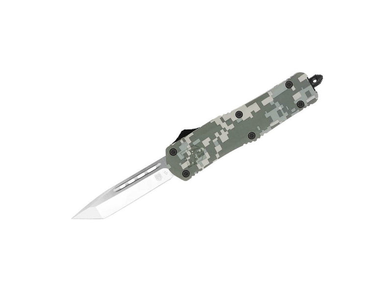 CobraTec Medium FS-3 Army Digi Camo Tanto Not Serrated
