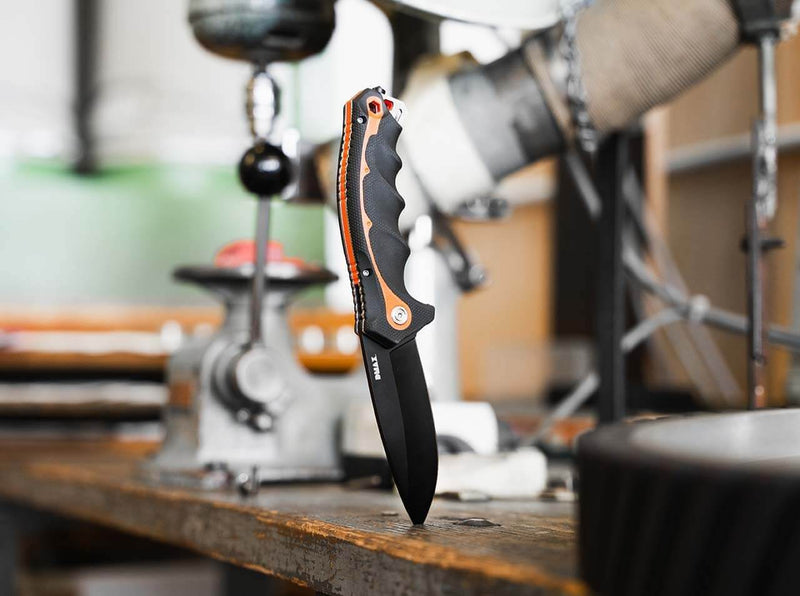 DMAX Chainsaw Attendant