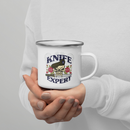 Für echte Kenner, das Camp und die Werkstatt: Die „Knife Expert“ Emaille-Tasse
