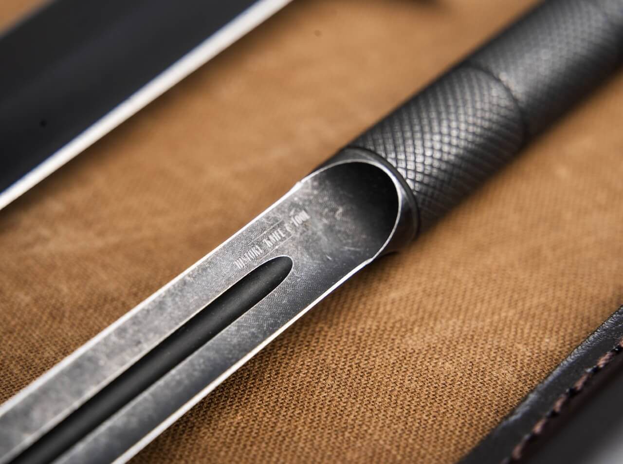 Sleeve Dagger