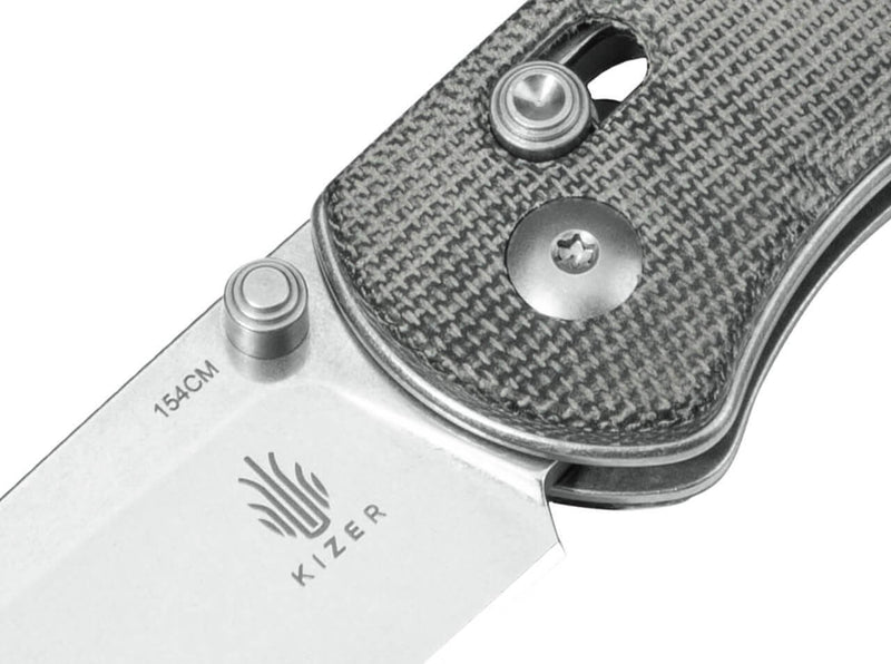 Kizer Drop Bear Micarta Grey