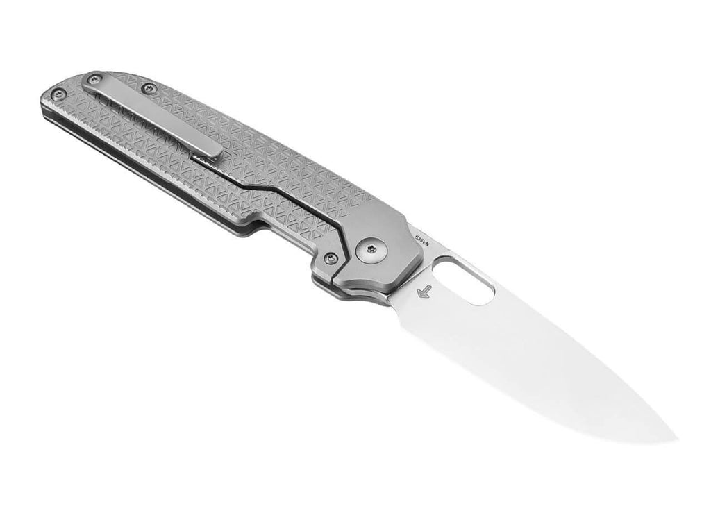 Varatas Titanium Grey