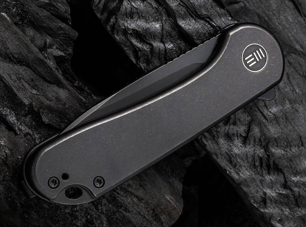 Elementum Titanium Black