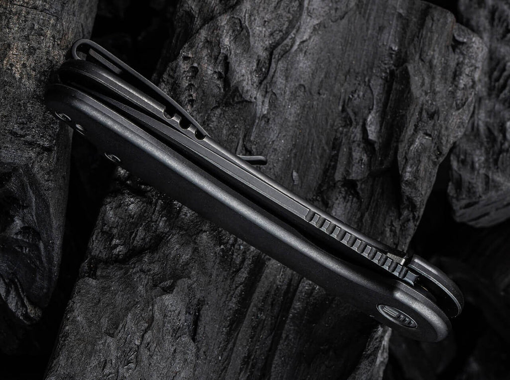 Elementum Titanium Black