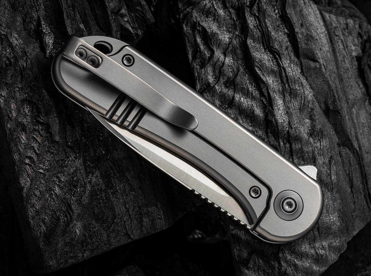 Elementum Titanium Silver