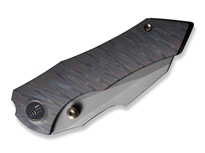 WE Knife High-Fin Titanium Grey Tiger Stripe