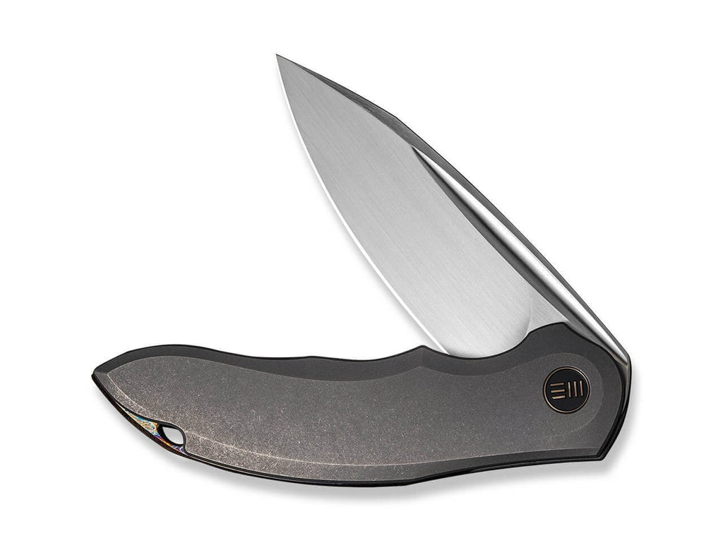 Makani Titanium Grey