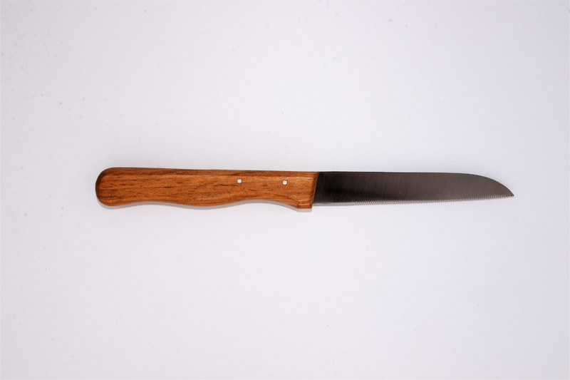 Buchonia Frühstücksmesser/Kneipchen Wellenschliff