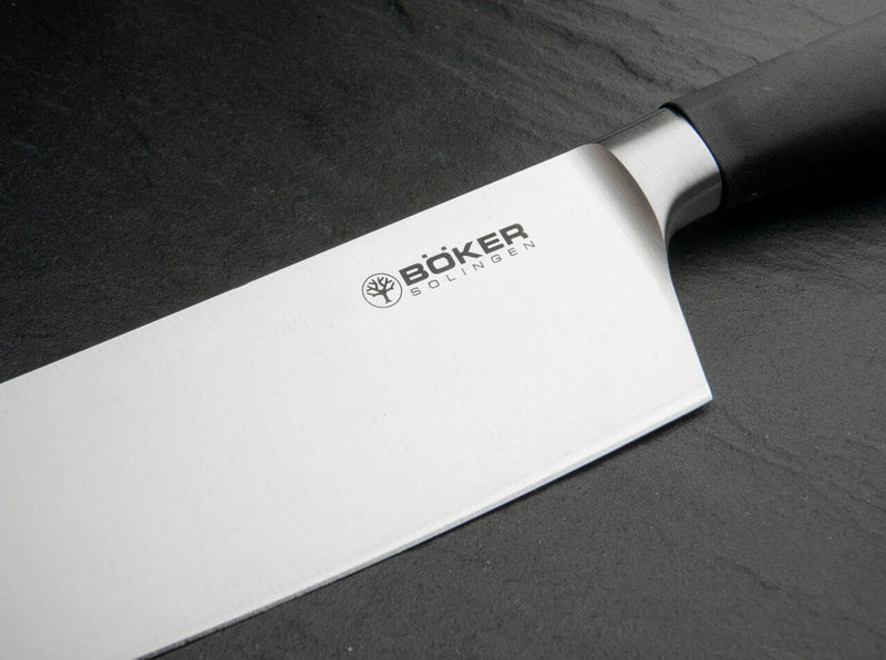 Böker Core Professional Santoku