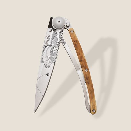 Deejo Serrated 37g, Wacholderholz / Forelle