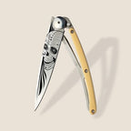Deejo 27g, Gelbgold Beschichtet / Latino Skull